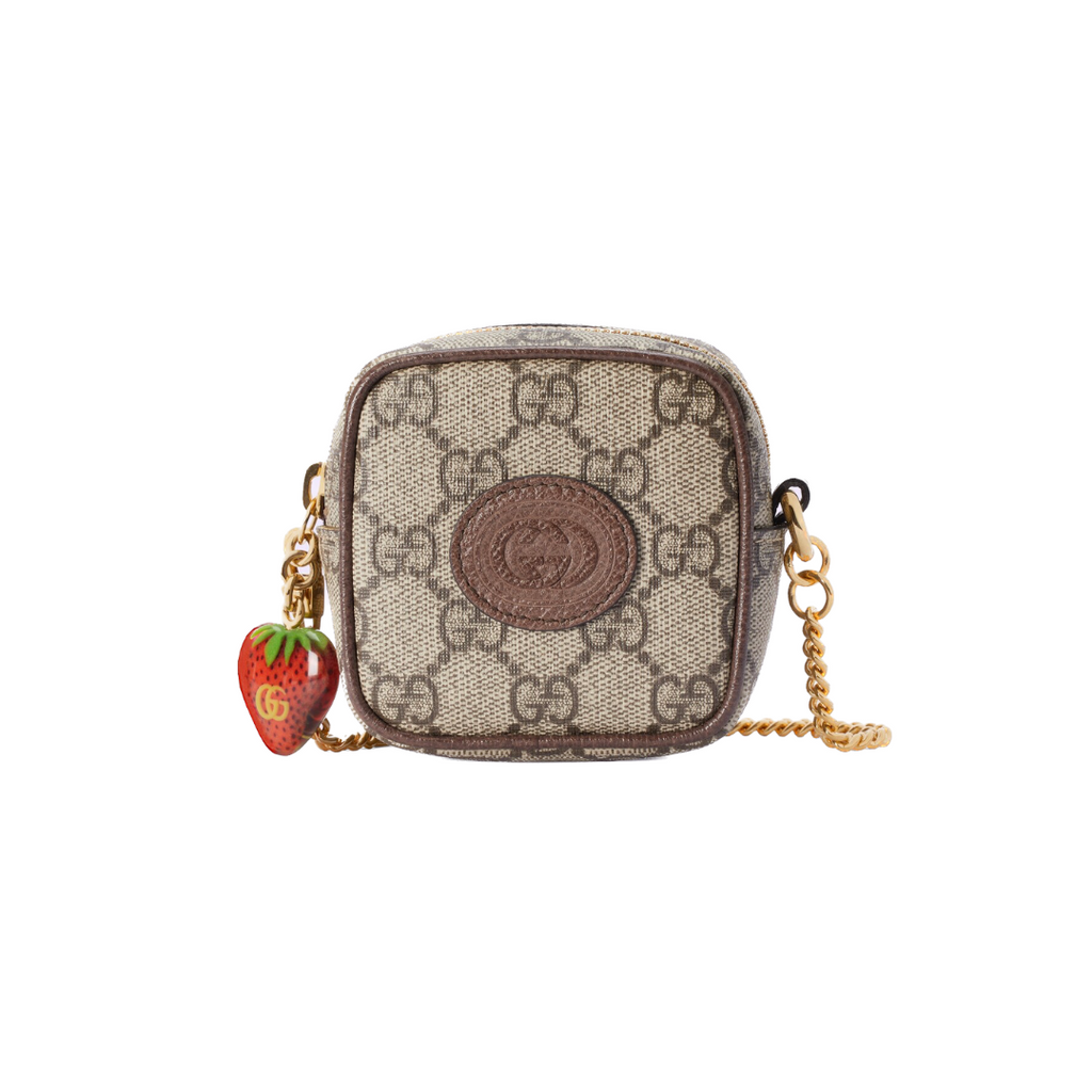 Beige Coin Purse With Strawberry