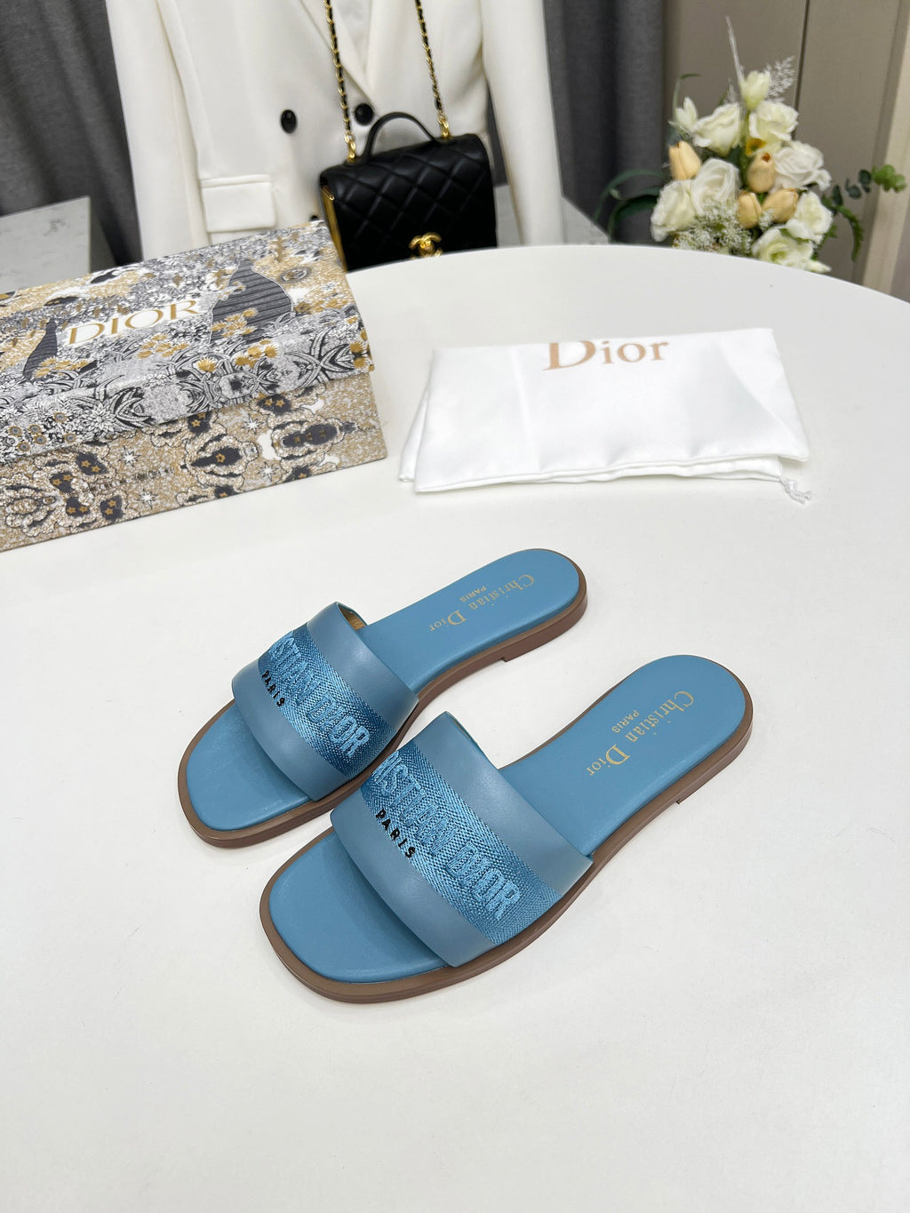 Pastel Blue DD Slide
