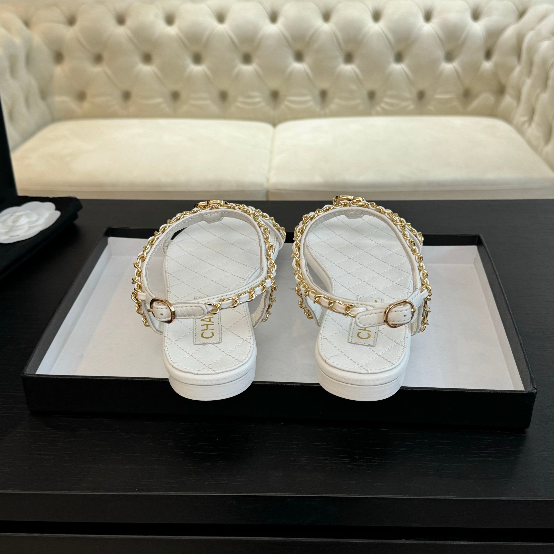 White Cruise 2024/25  Sandals