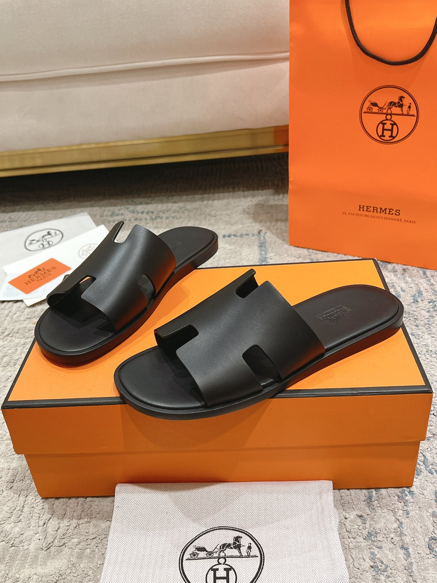 Black Izmir Sandal