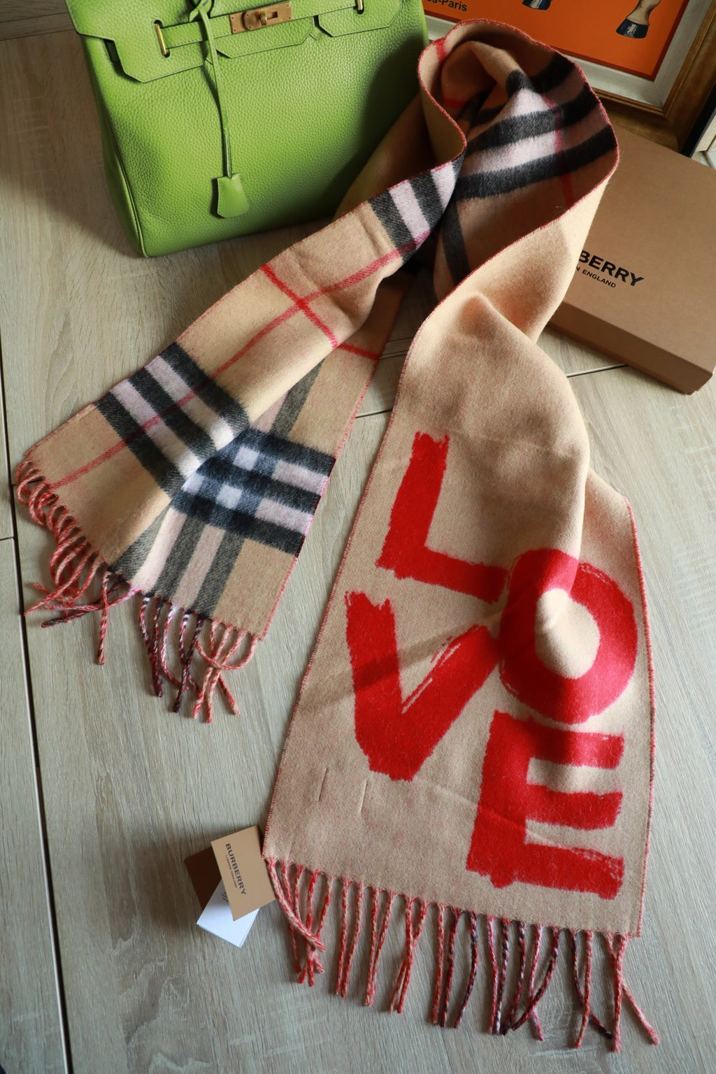 Begie wool love jacquard scarf