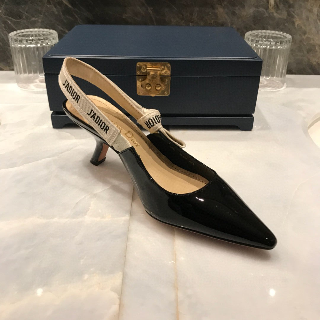 Black JD patent calfskin slingback pump