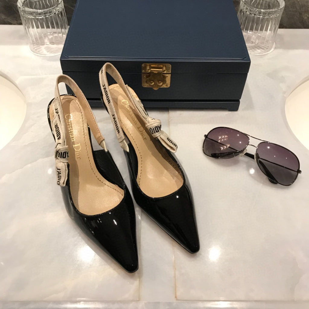 Black JD patent calfskin slingback pump