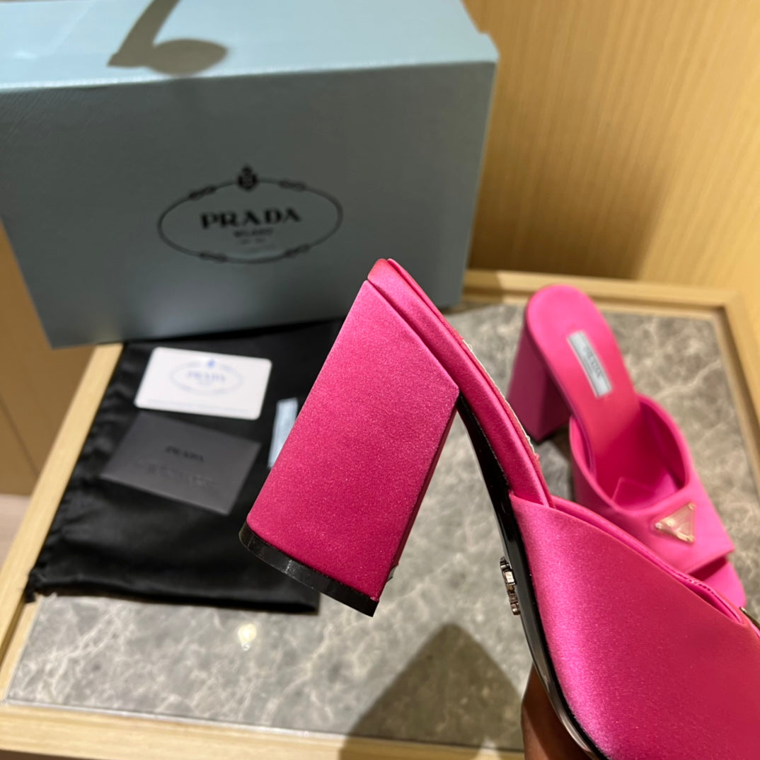 Pink High-heeled satin slides