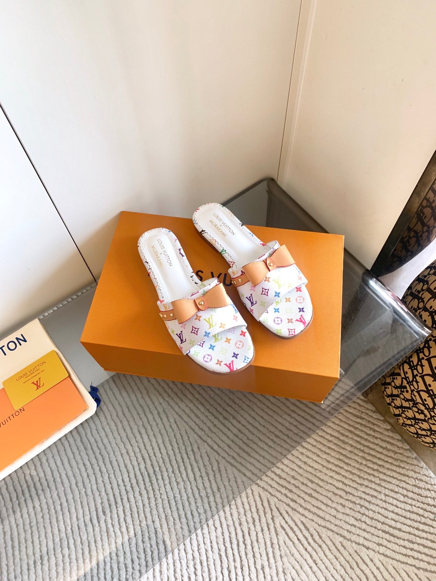 Multicolored Flat Mule