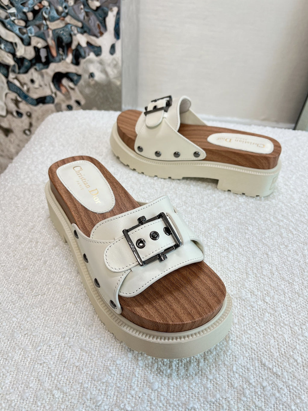 White DQ strap slide