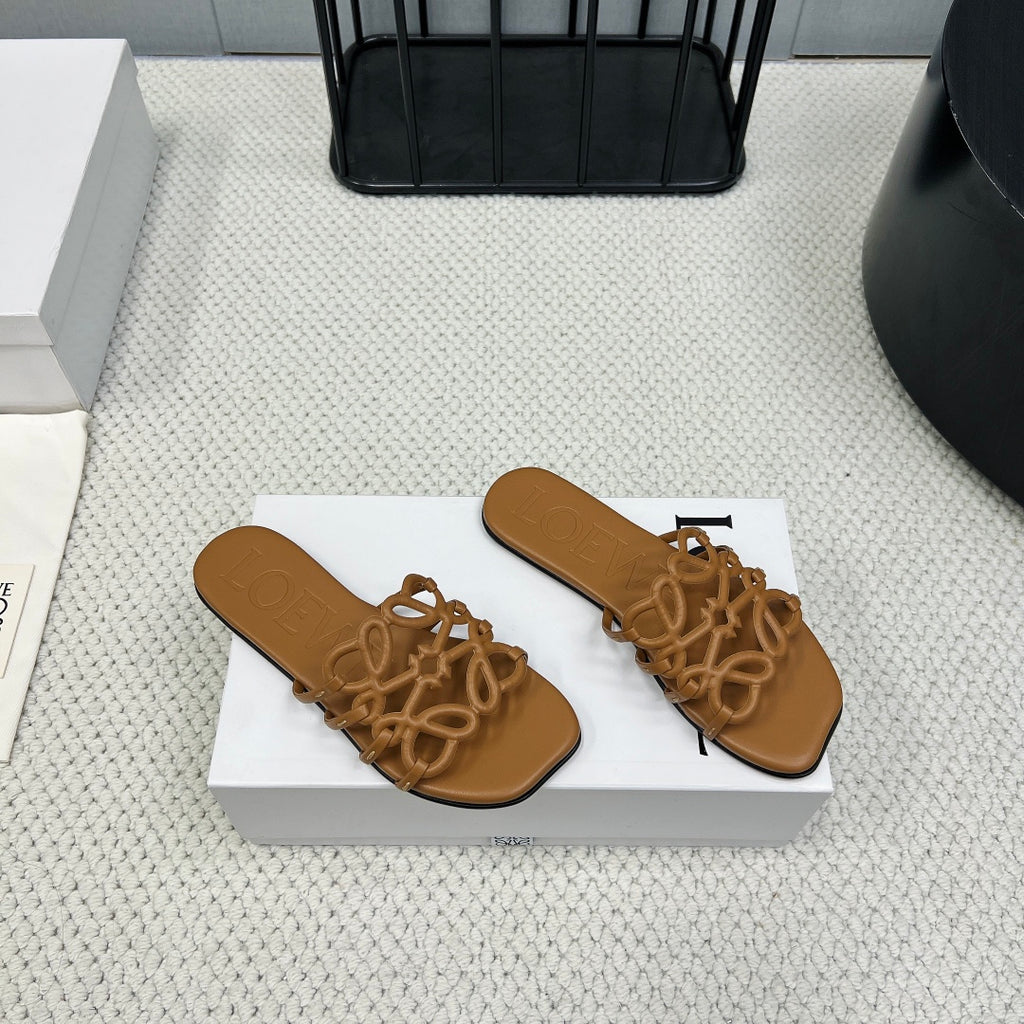 Camel Petal Anagram Slide