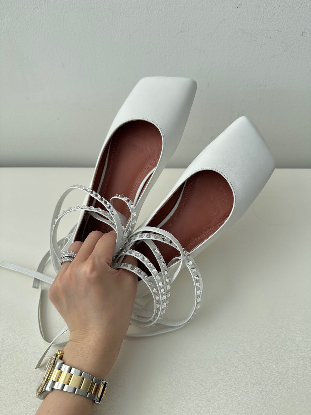 White Ane Lace Up Flat