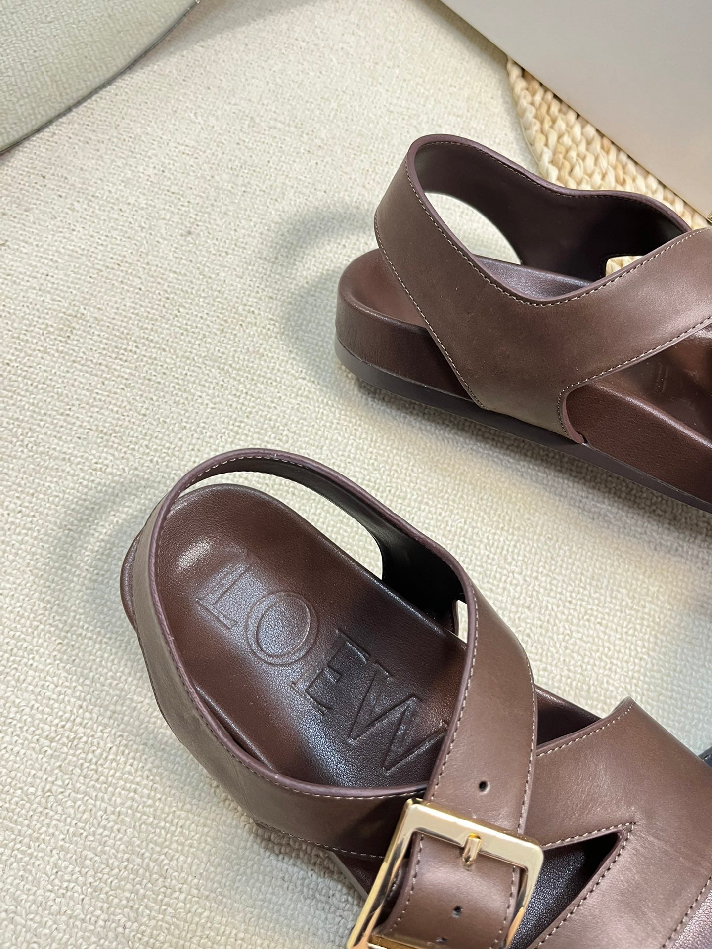 Horse LE Buckle Sandal