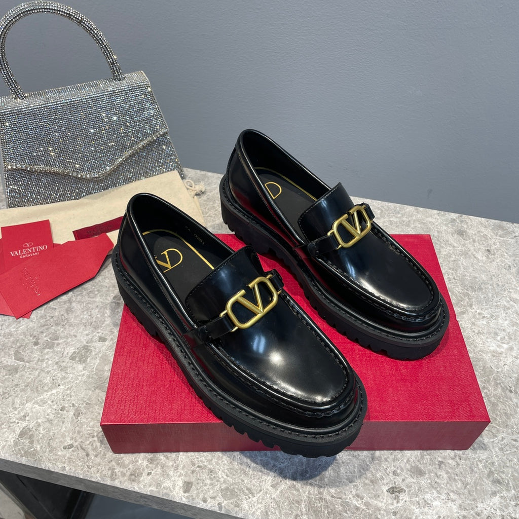 Black VS loafer