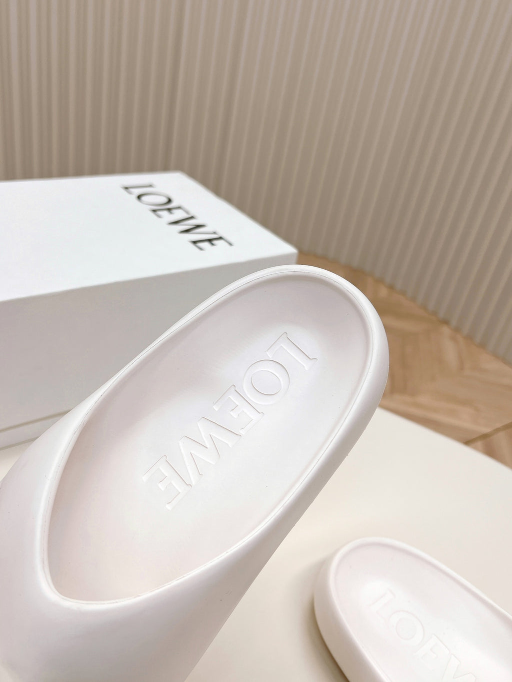 White Foam Slide