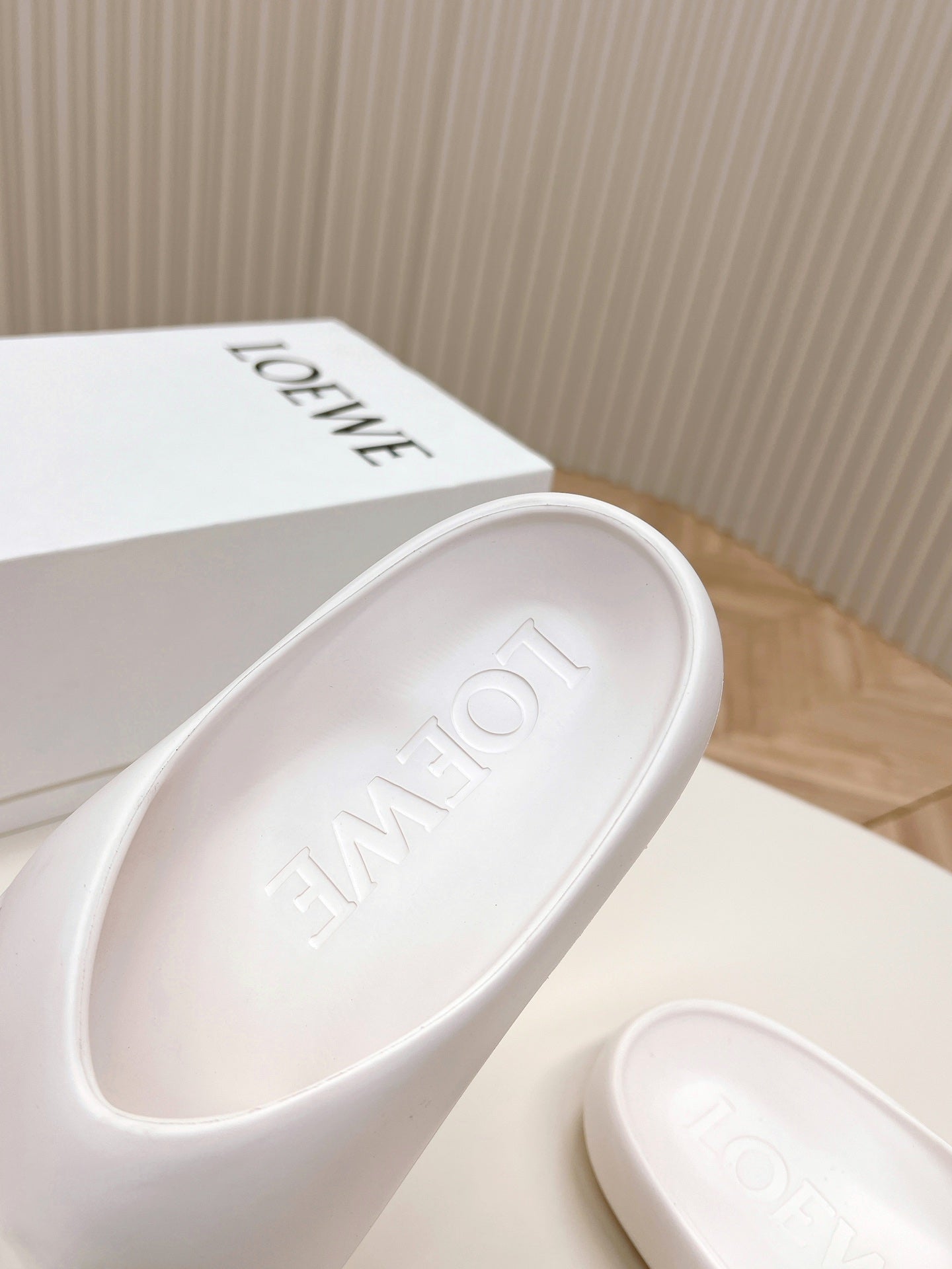 White Foam Slide