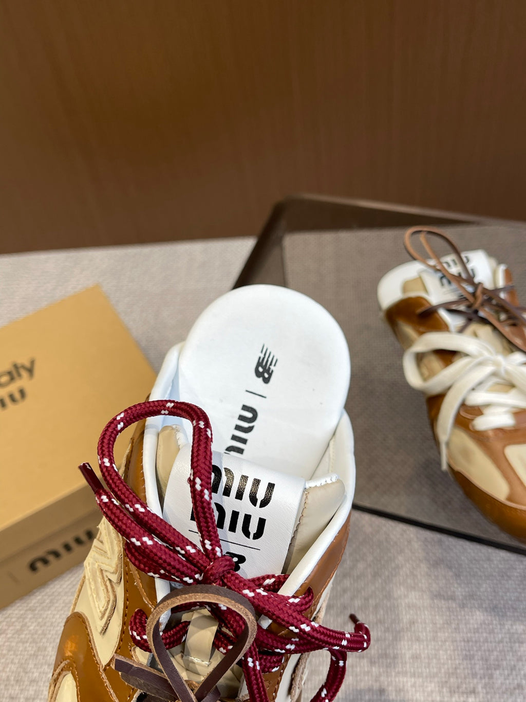 Cinnamon/Travertine Gray 530 SL Deco Leather Mules