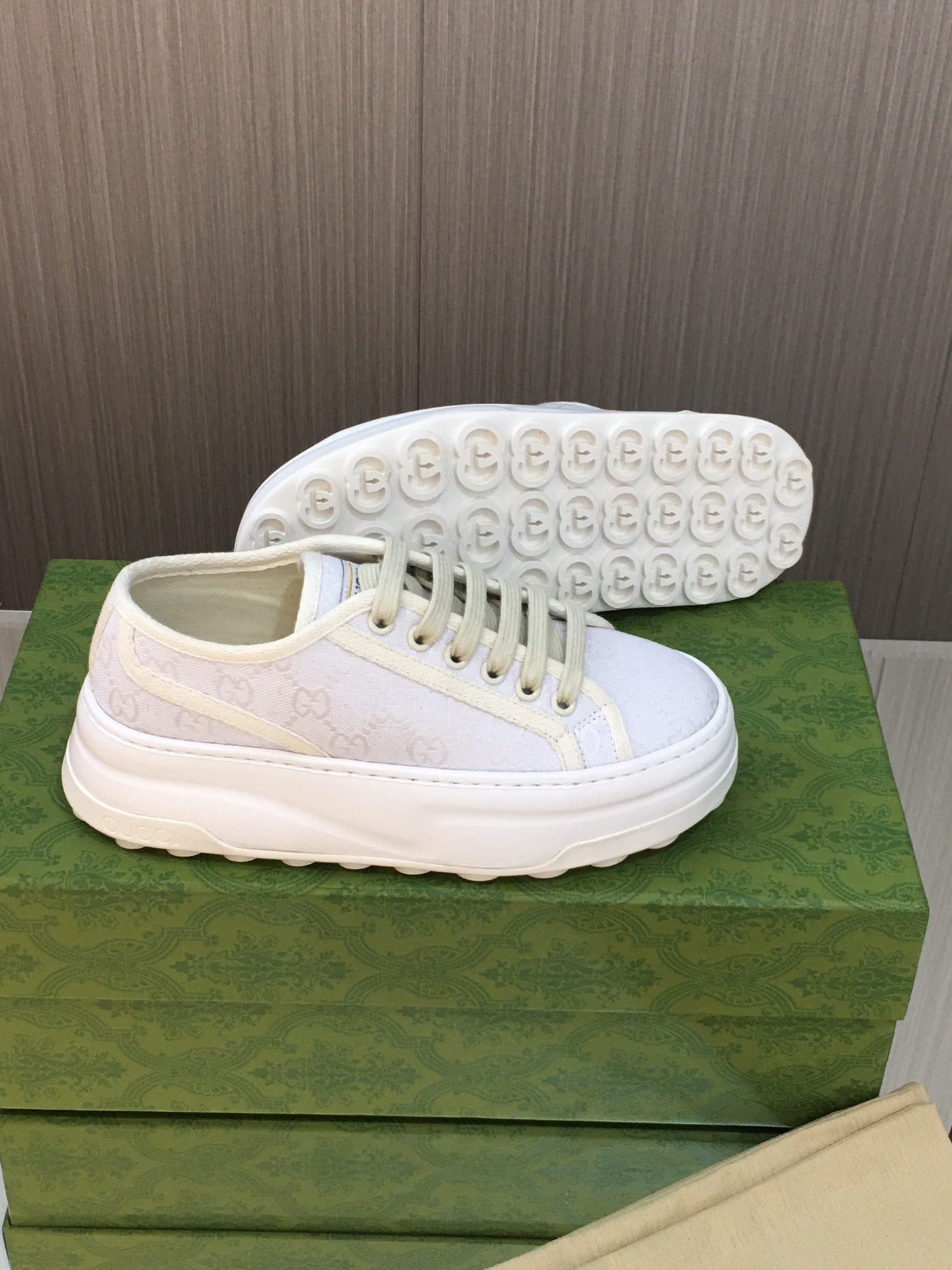 White GG Sneaker