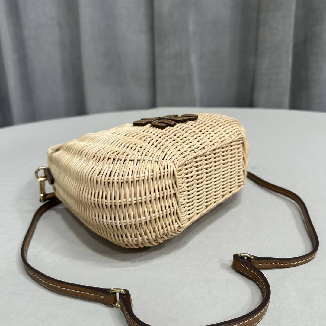 Tan/Caramel Wander Wicker Hobo Bag