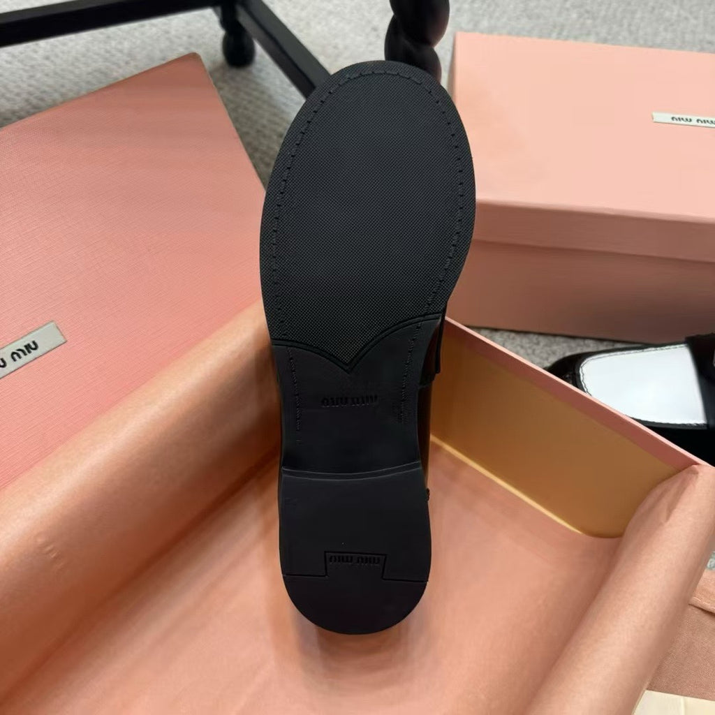 Black/White Penny Loafers