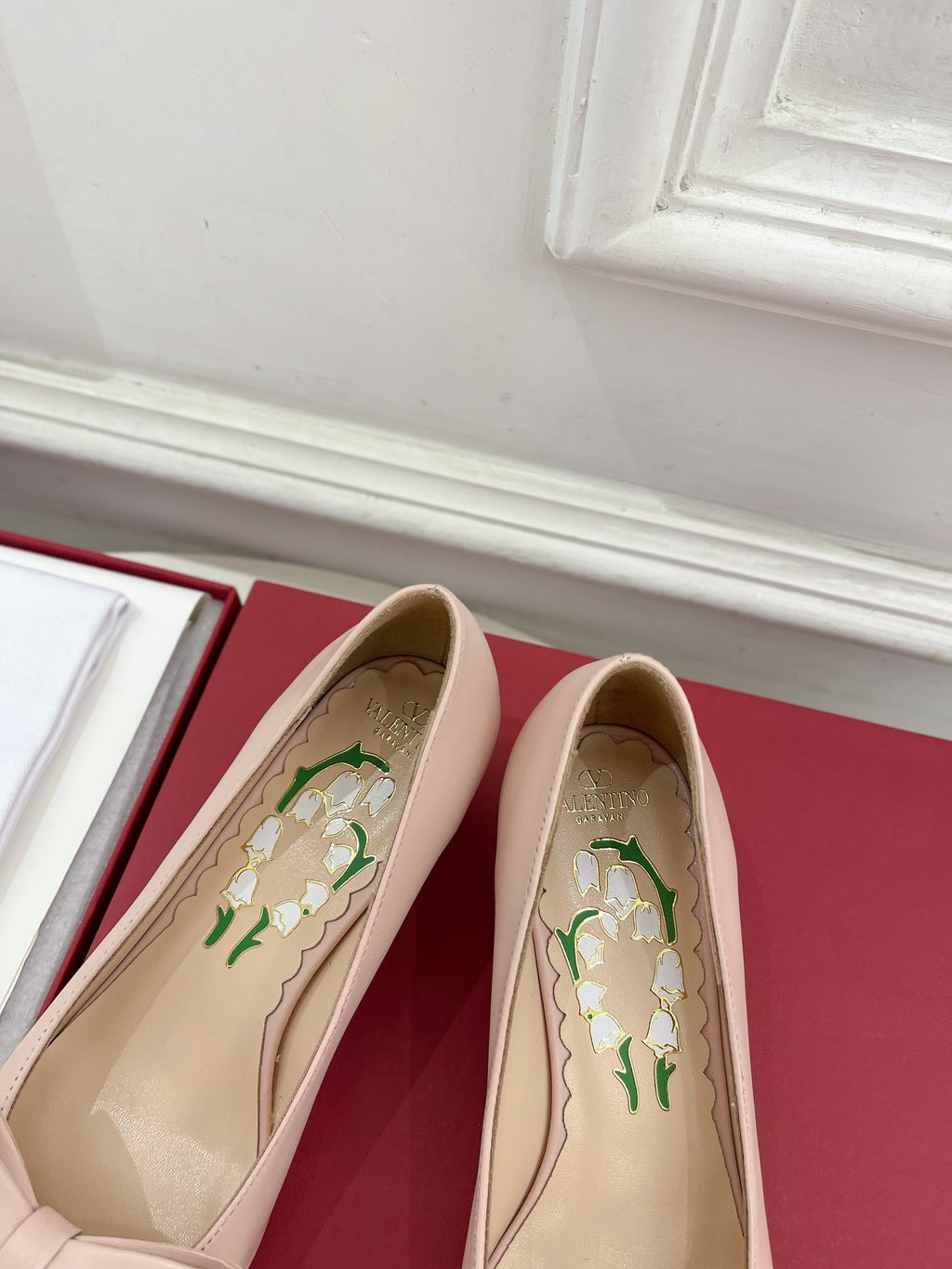 Water Rose Bowow Pumps