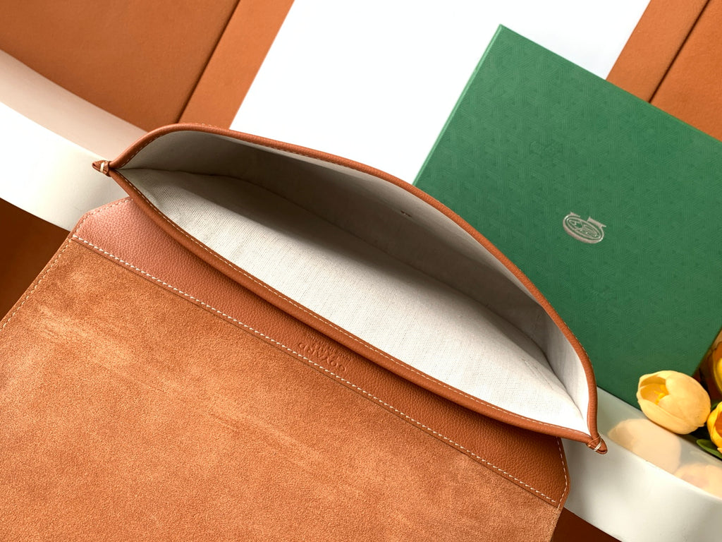 Black & Tan Coursier Messenger Bag