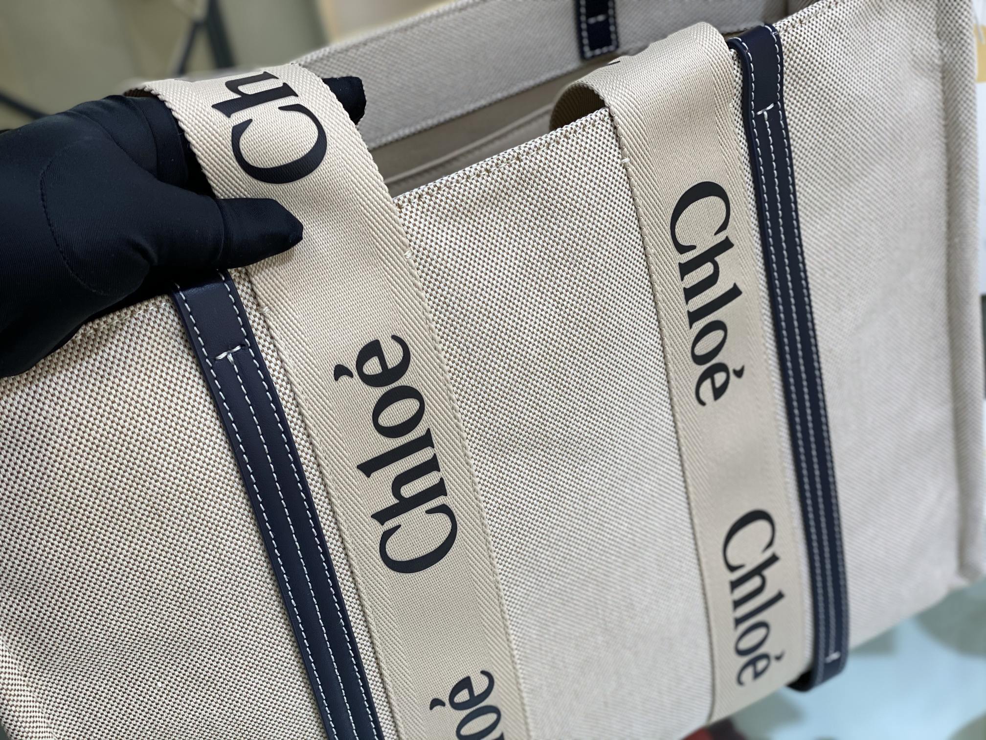 CW large navy leather-trimmed cotton-canvas tote