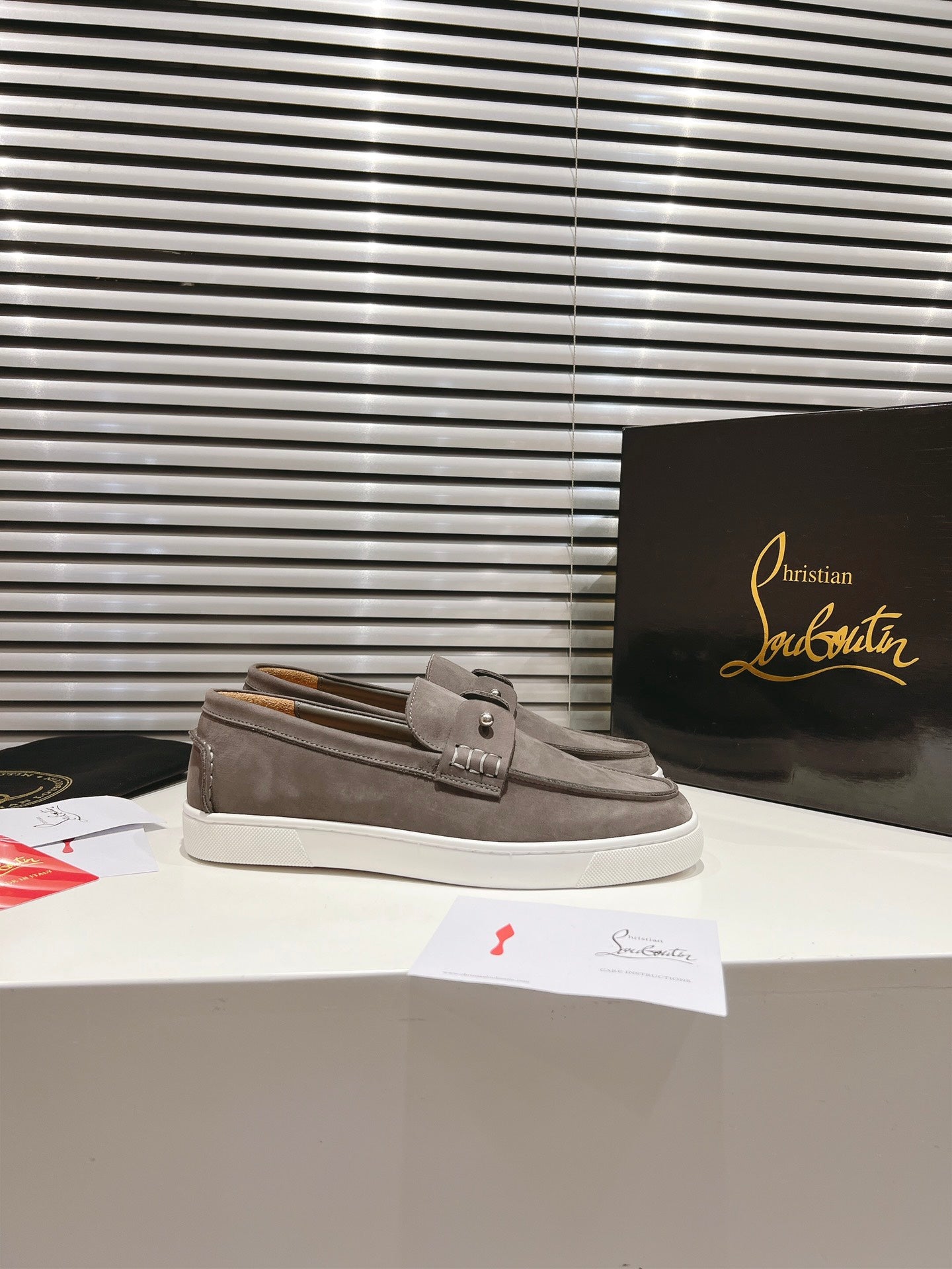 Smoky Chambeliboat Loafers