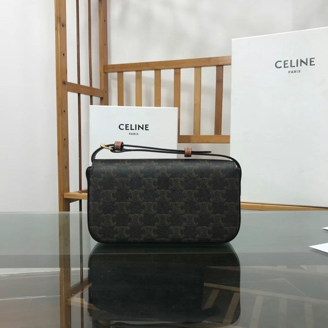 Tan triomphe shoulder bag