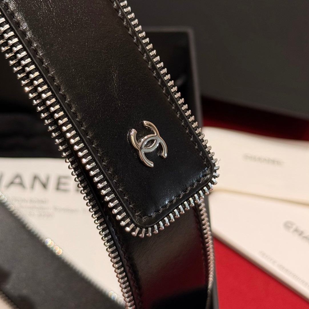 Black & Silver Zipper Belt