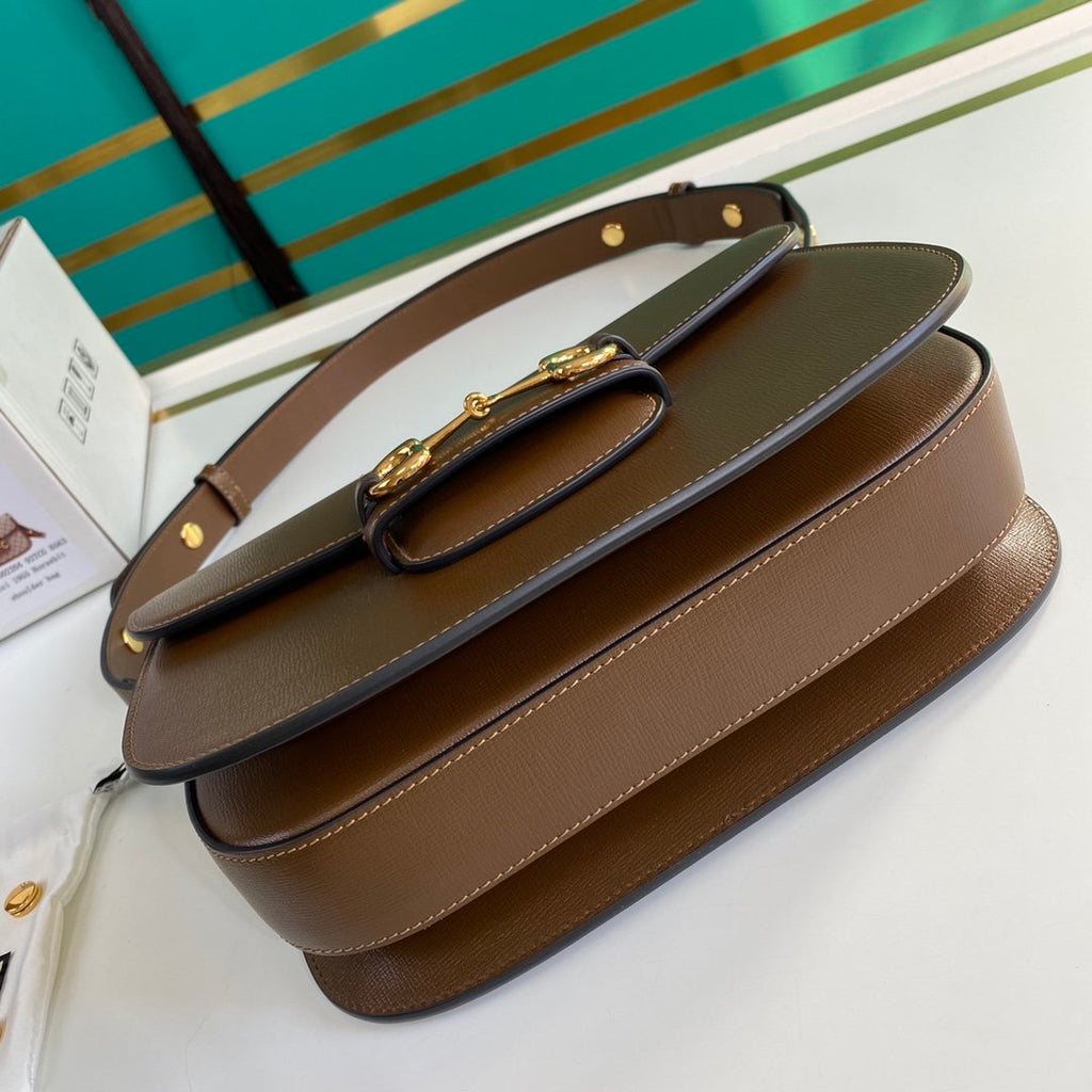 Brown GH detailed textured-leather shoulder bag