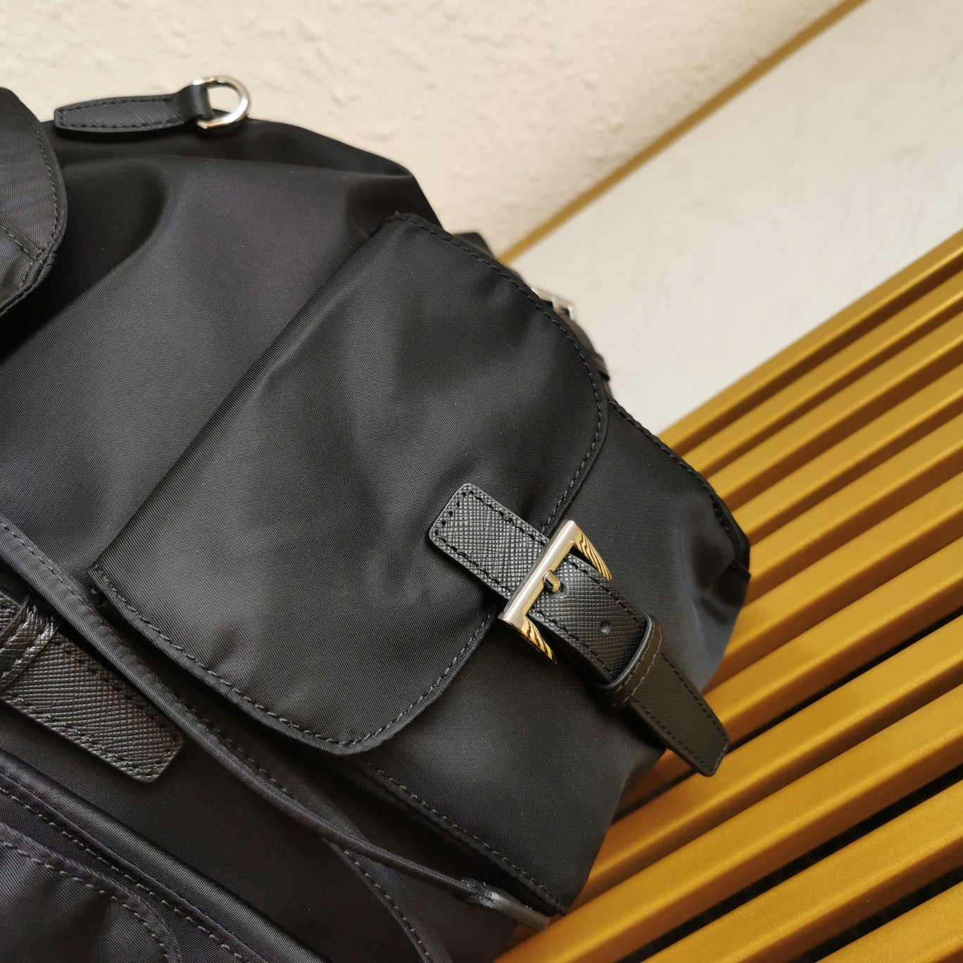 Black medium nylon backpack