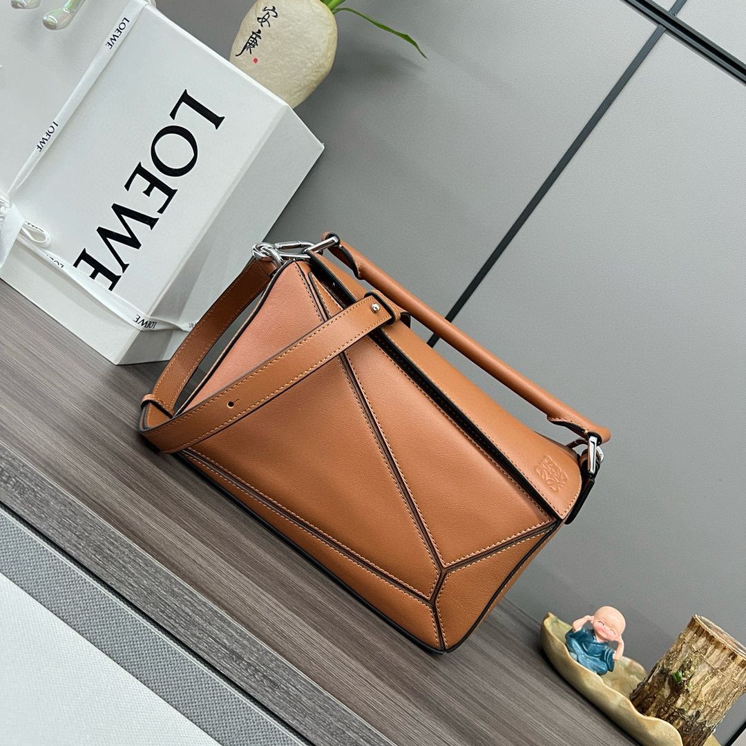 Tan LP small leather shoulder bag