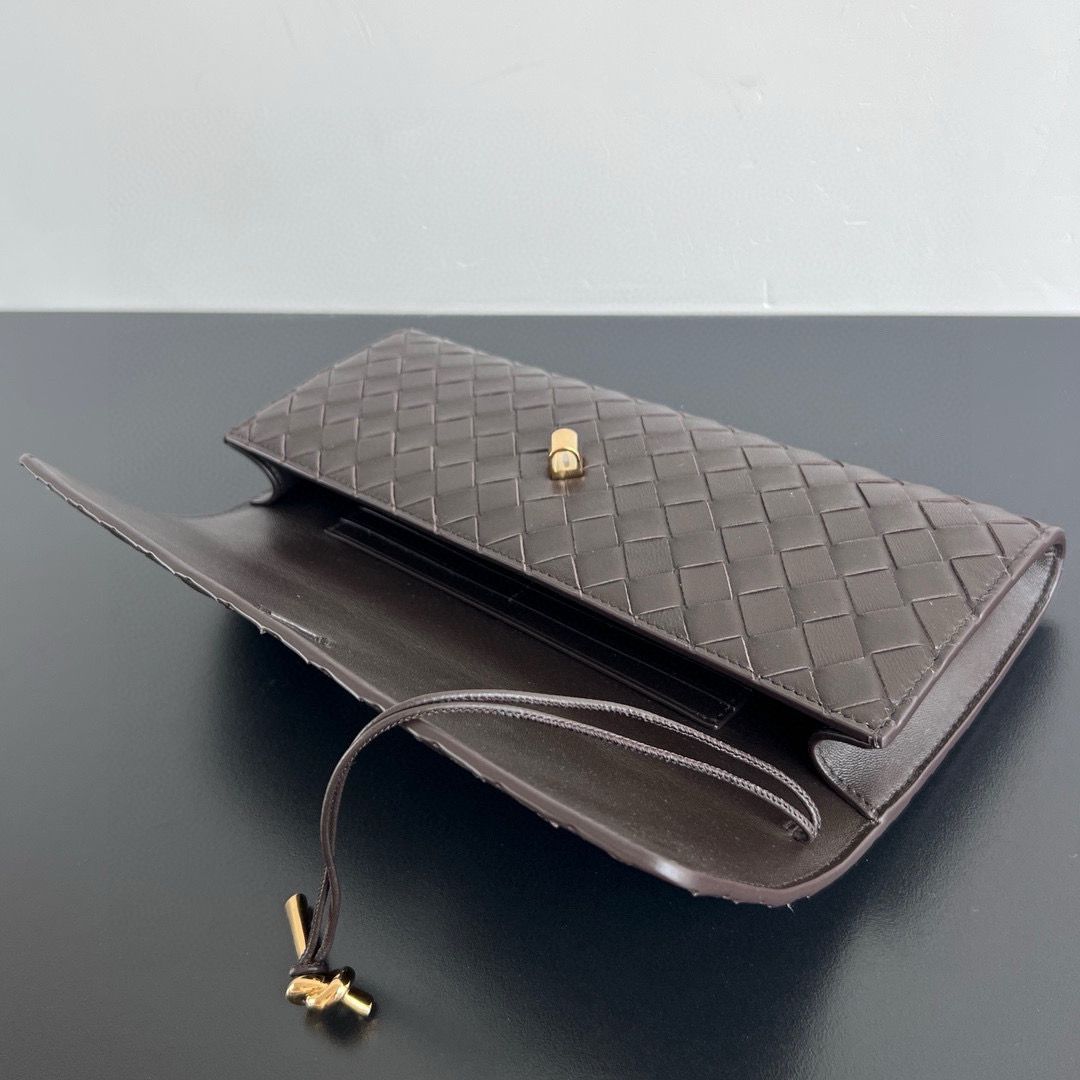 Fondant Andiamo Clutch