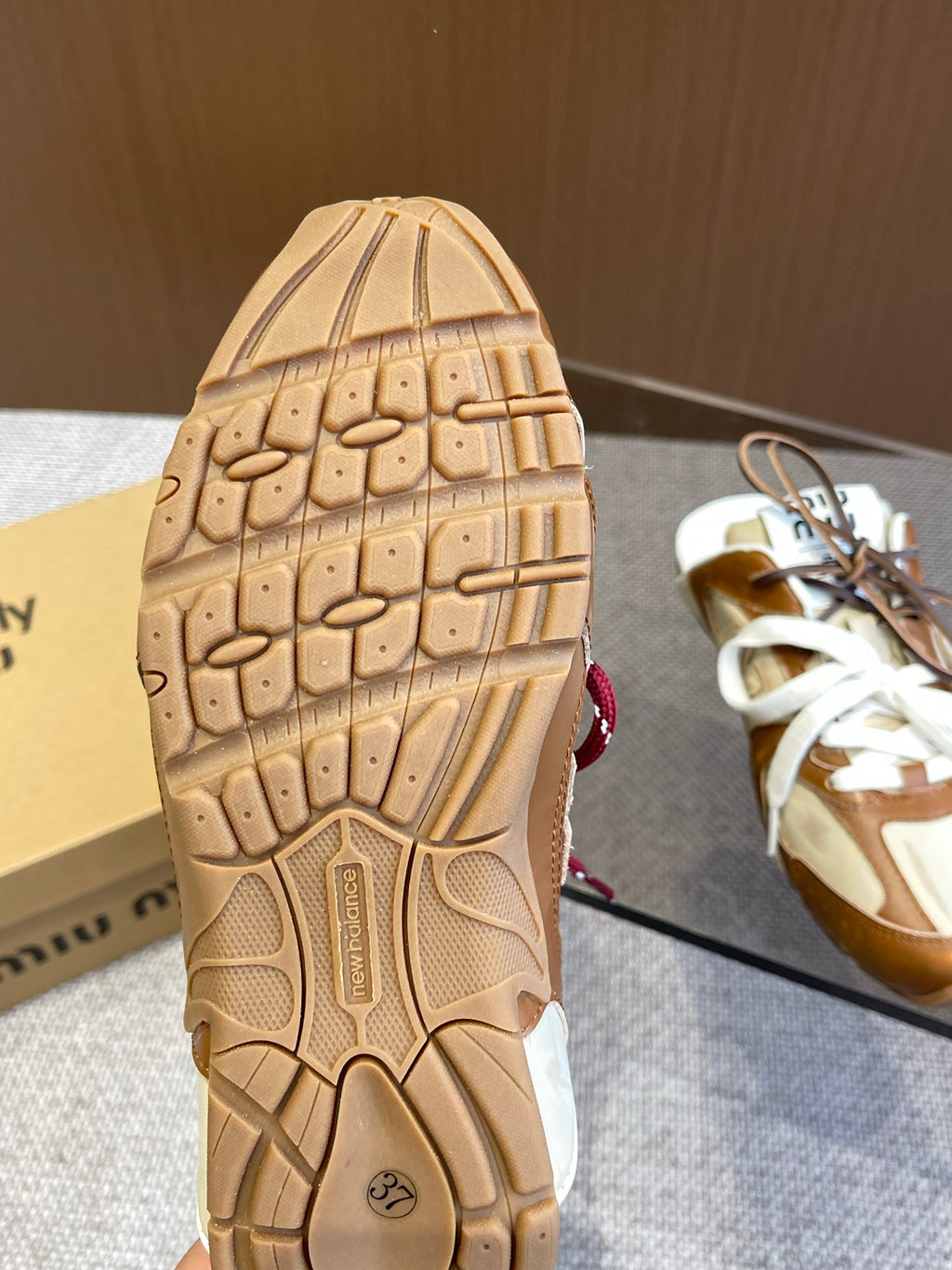 Cinnamon/Travertine Gray 530 SL Deco Leather Mules