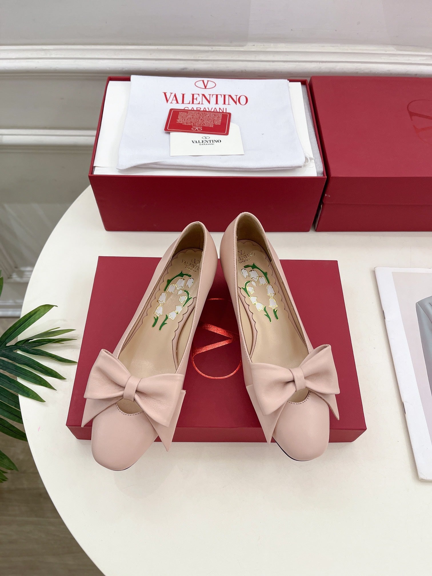 Water Rose Bowow Pumps