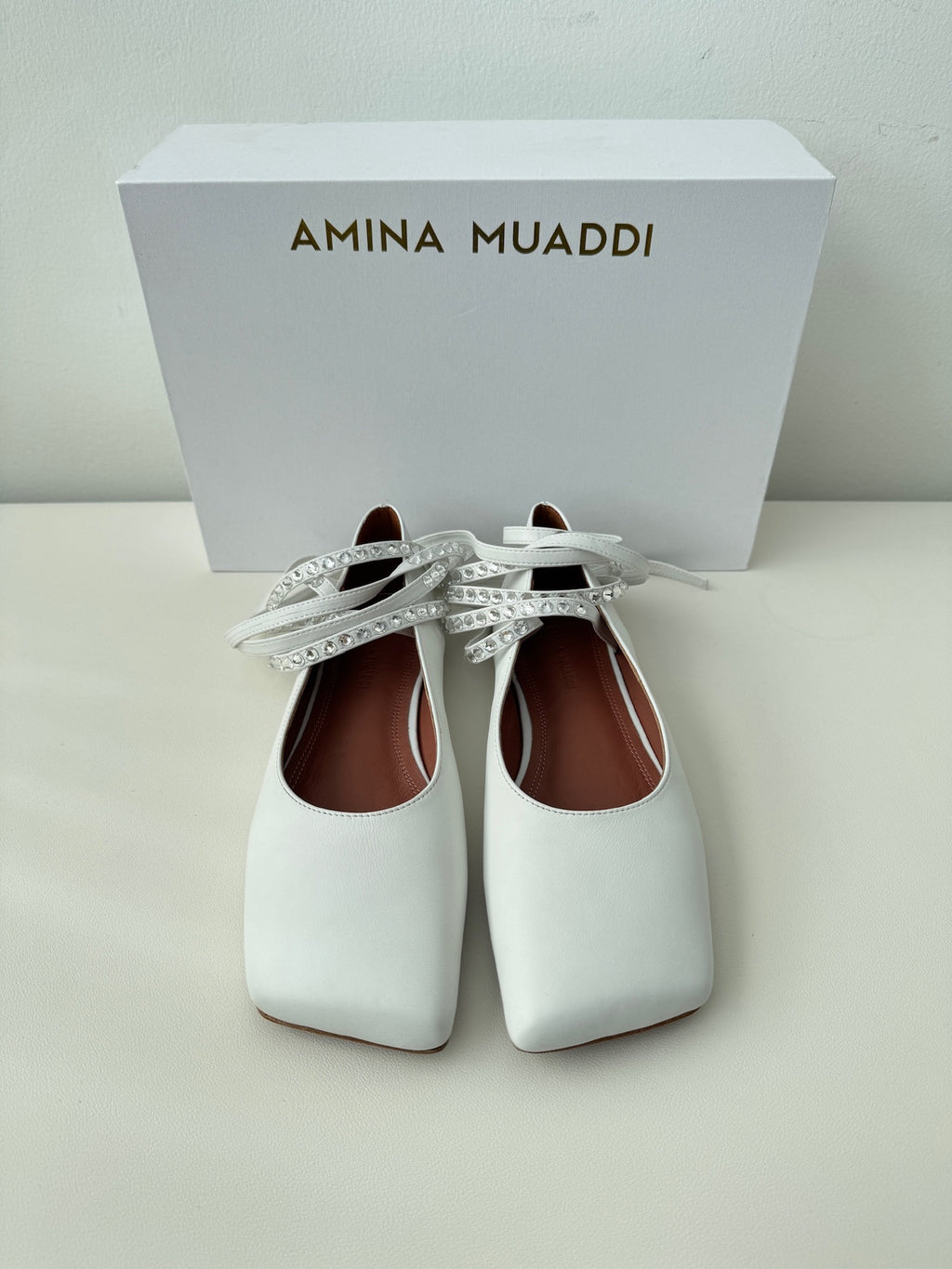 White Ane Lace Up Flat