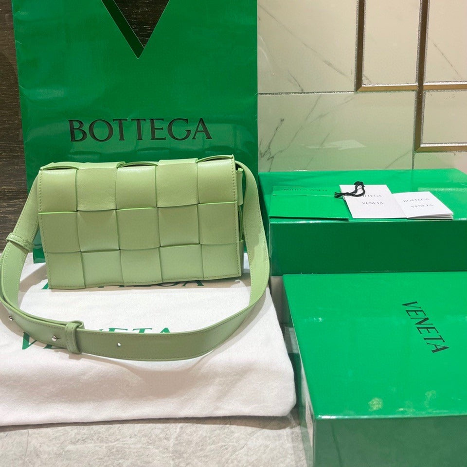 Pistachio BC shoulder bag