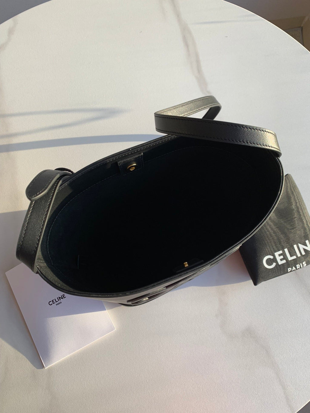 Black CT small bucket