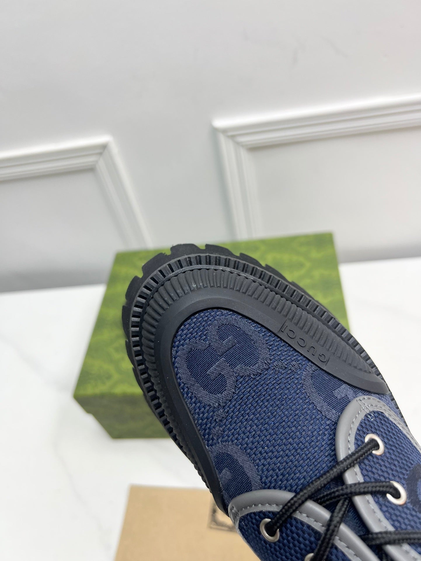 Men's Blue & grey lace-up shoe