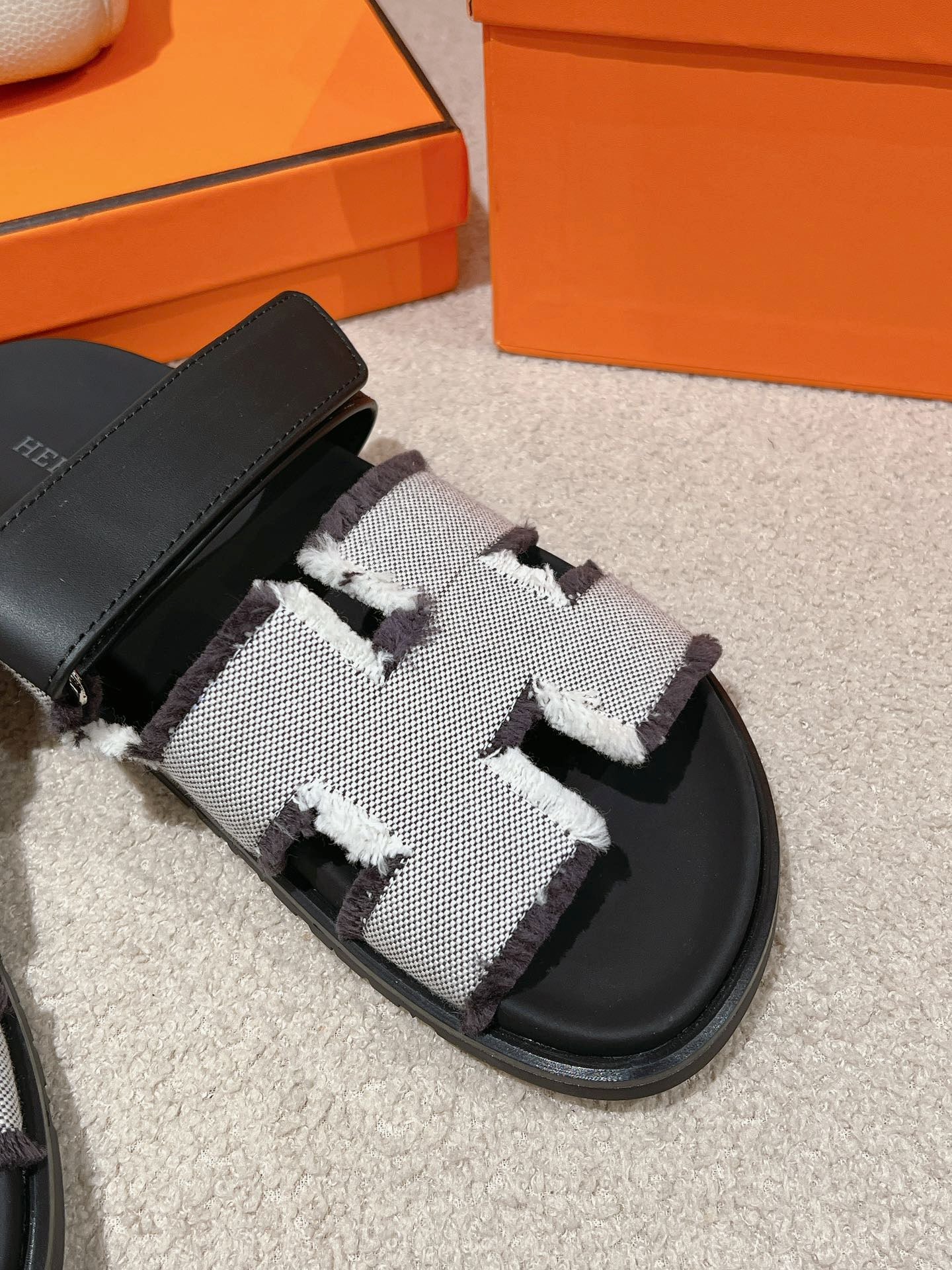 Men's Prunoir / Noir HC Sandal