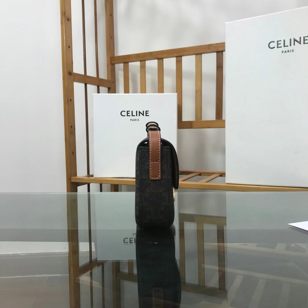 Tan triomphe shoulder bag