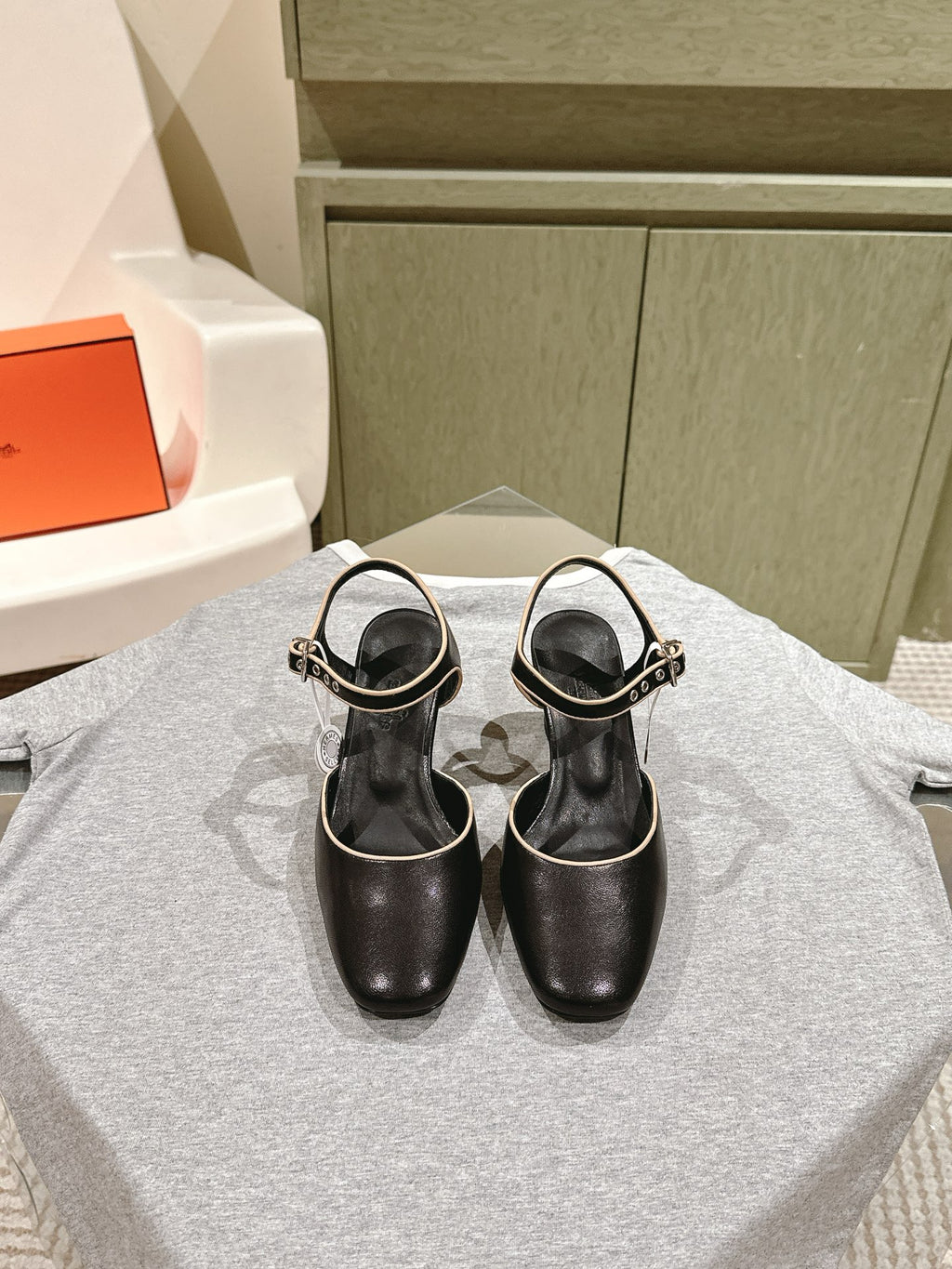 Black Kamilla 60 Pump