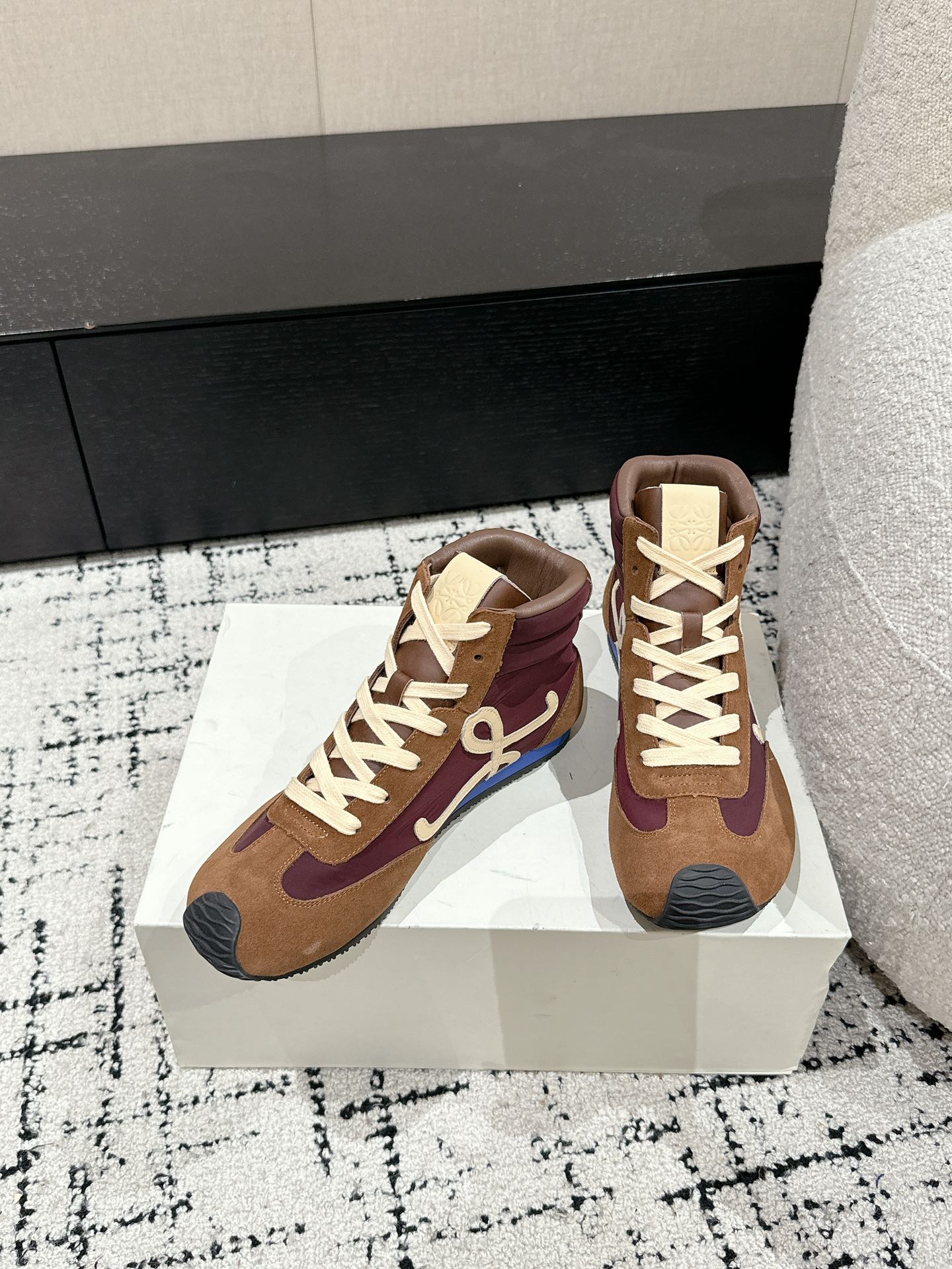 Brown/Blue Ballet Runner High-Top