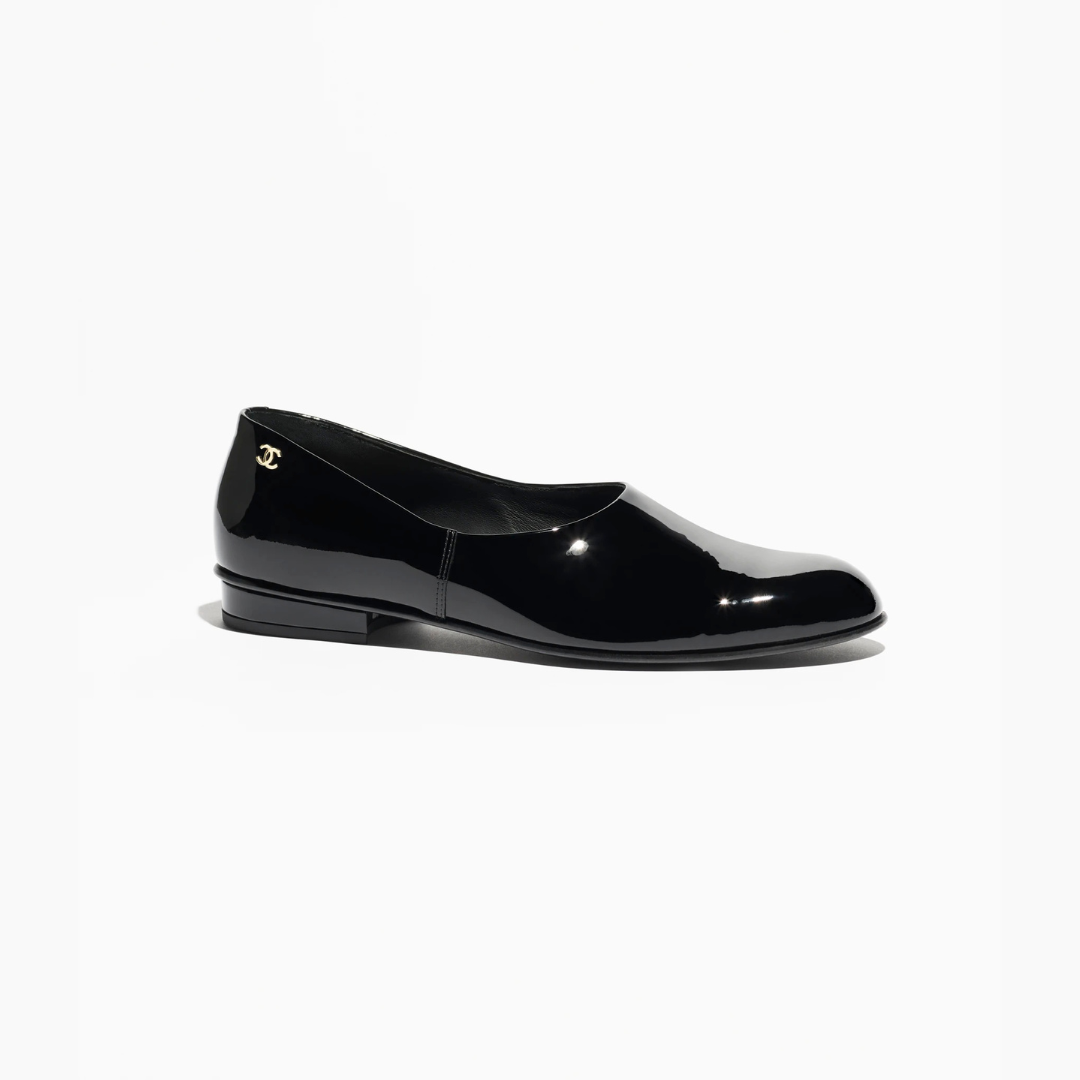 Black Moccasins In Patent Leather
