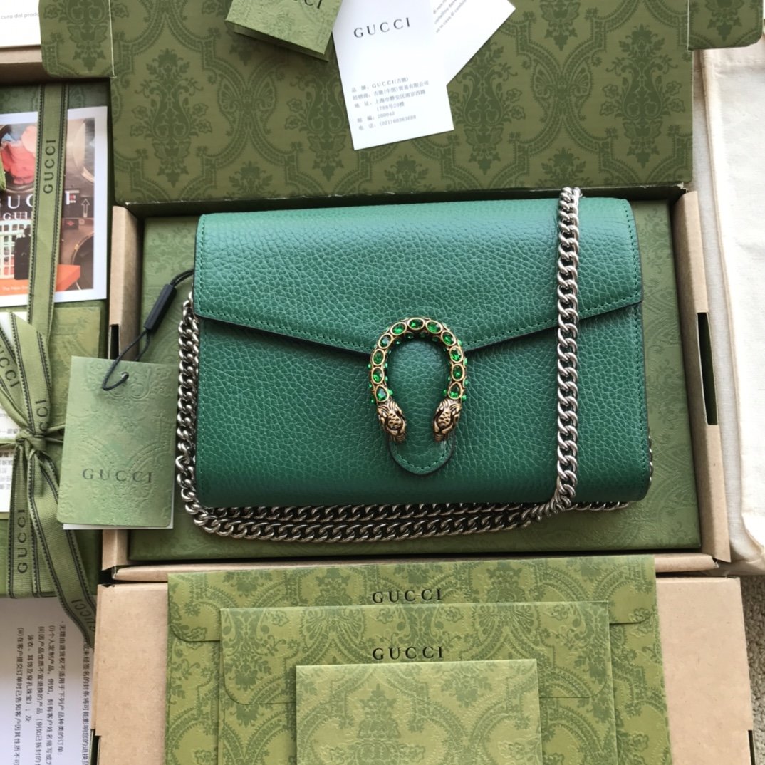 Emerald green DG mini leather chain wallet