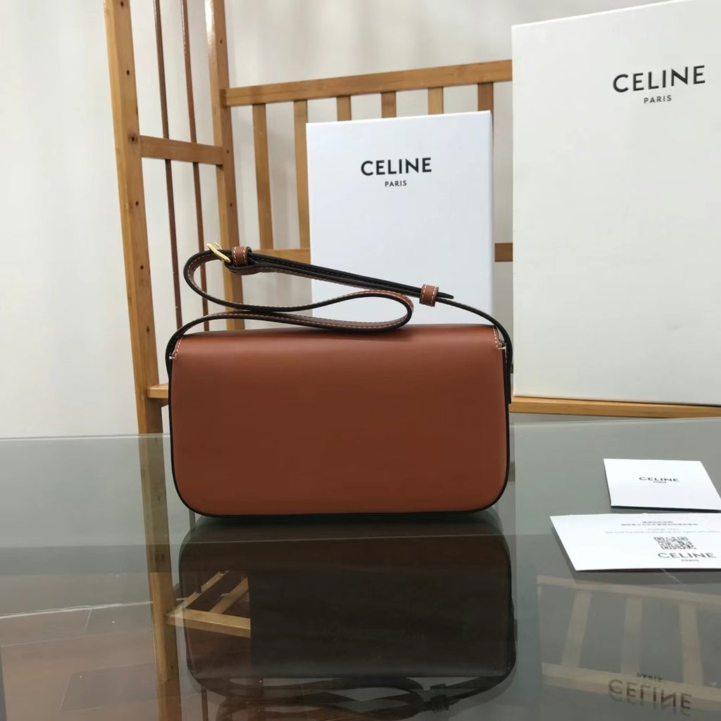 Tan triomphe shoulder bag