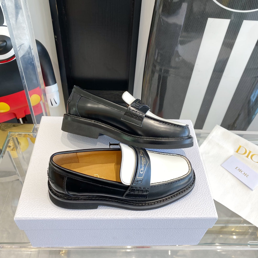 Black & White DB loafer