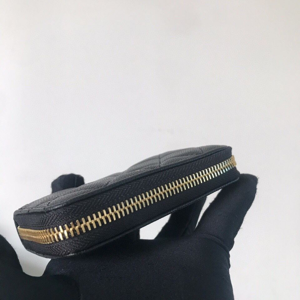 Black C mini zip wallet