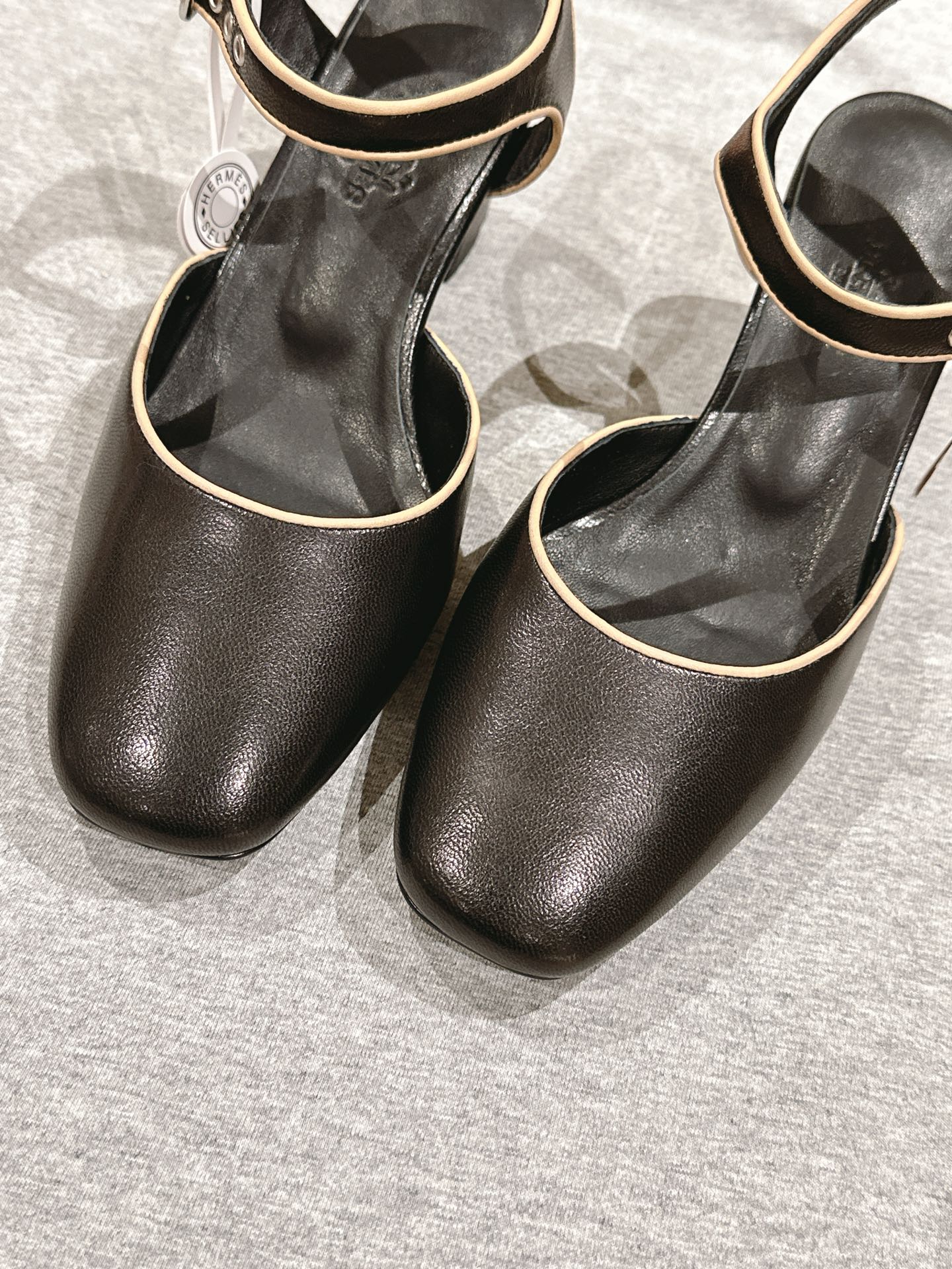 Black Kamilla 60 Pump