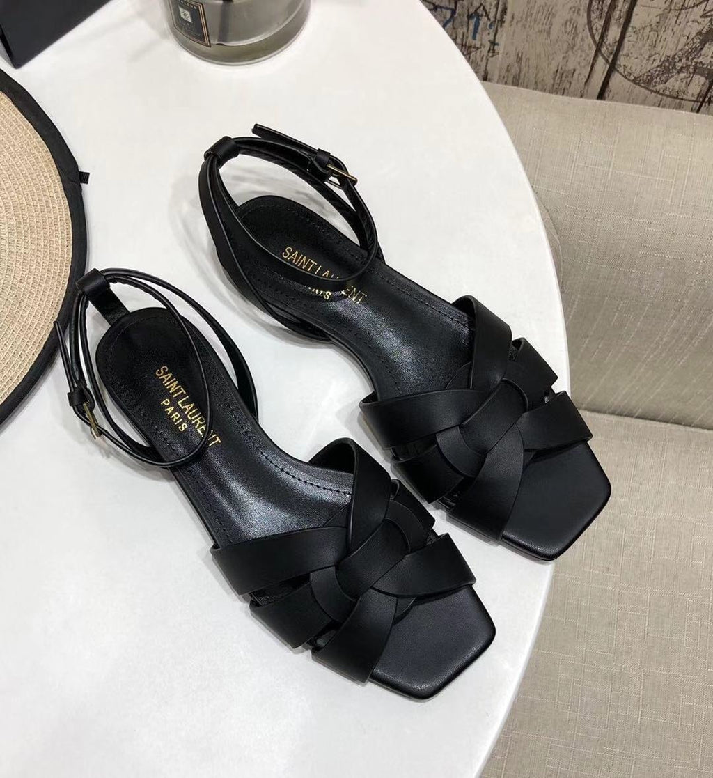 YT flat sandals in black leather