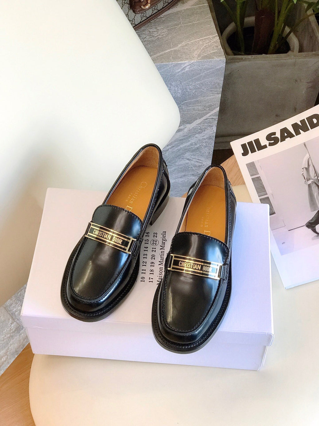 Black DC loafer