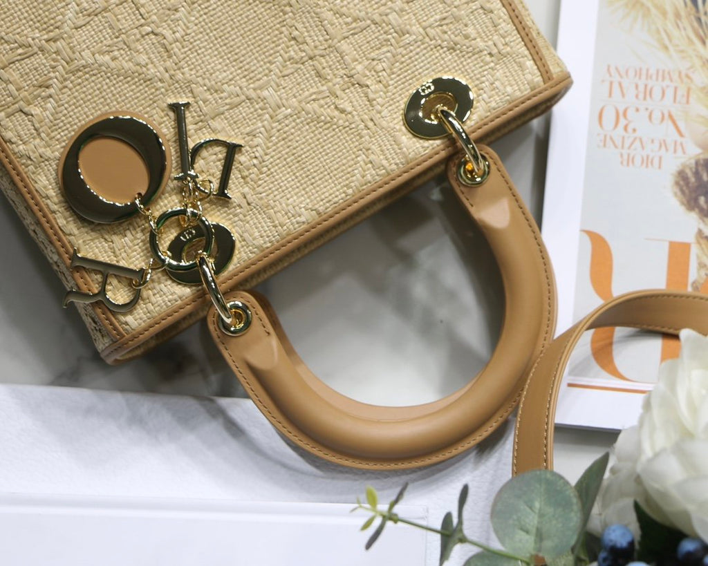 Natural raffia medium LD-lite bag