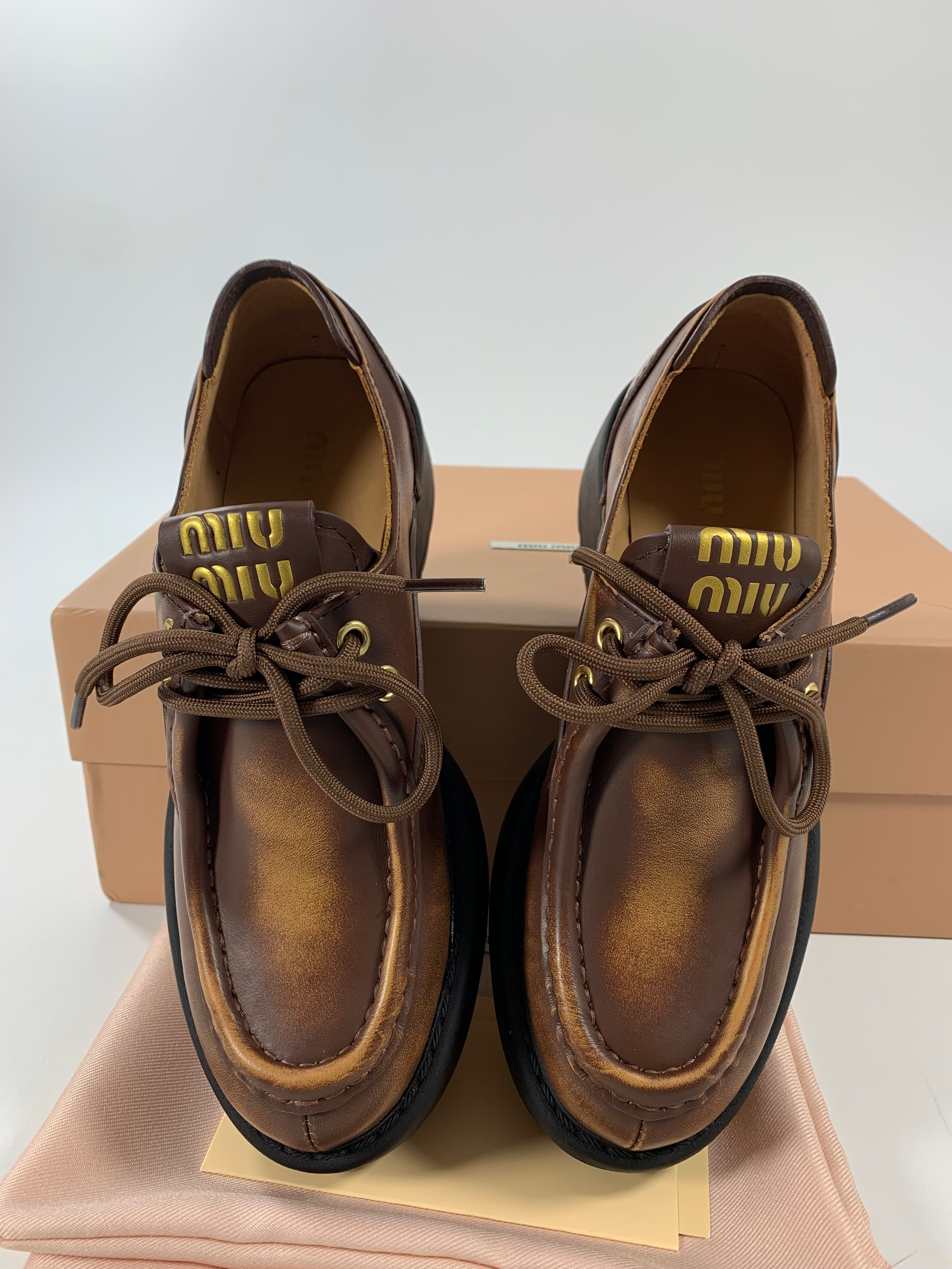 Sienna Laced Leather Shoes